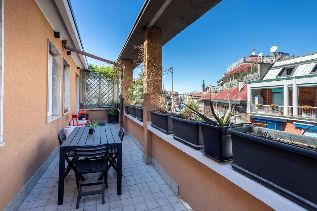 Appartamento Ennio'S Nest - Private Terrace Milano Esterno foto